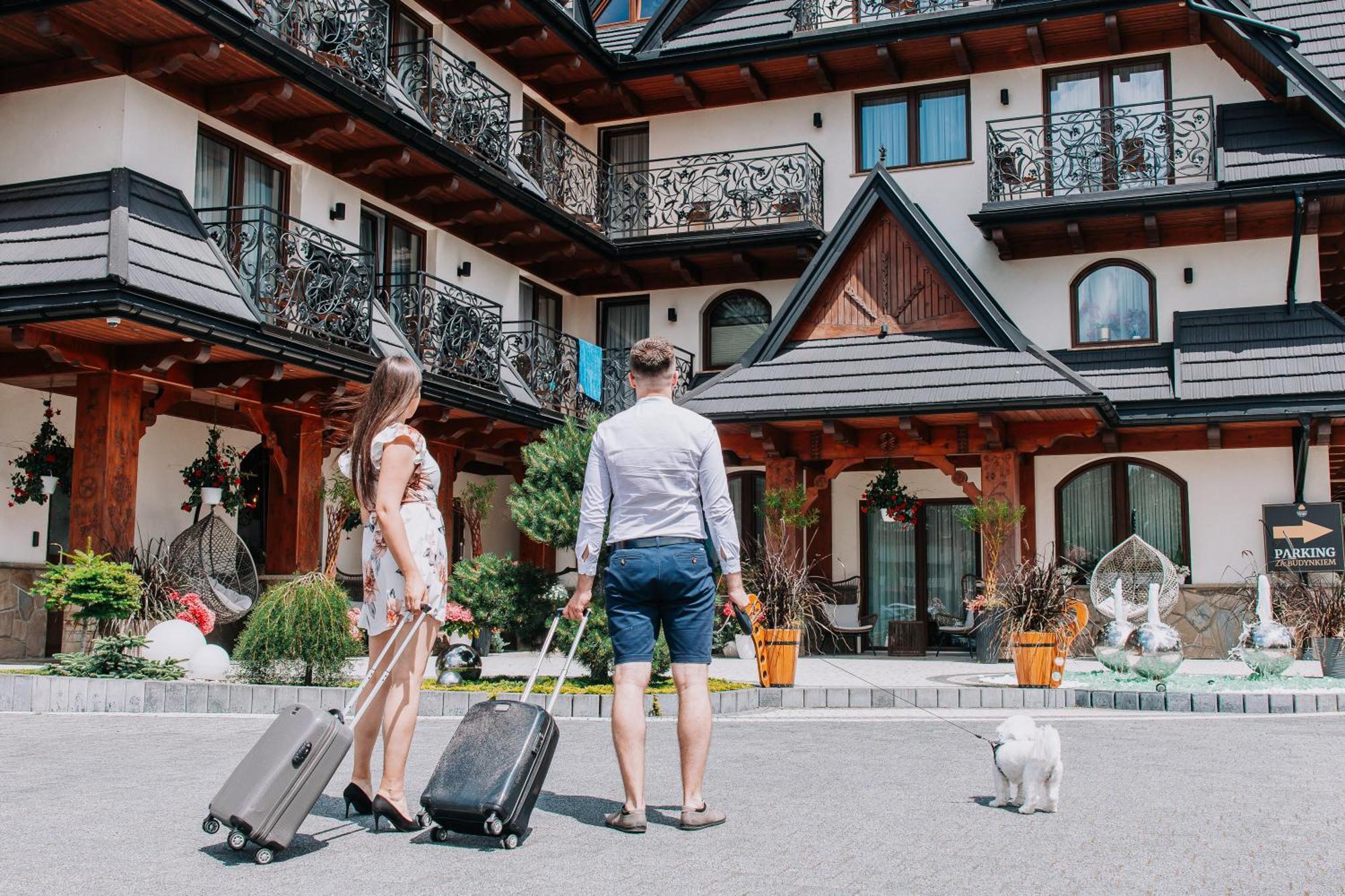 Apartamenty Grand Tatry - Sauna I Jacuzzi Wliczone W Cene Pobytu - 10 Minut Pieszo Od Term Bania Białka Tatrzańska Exterior photo